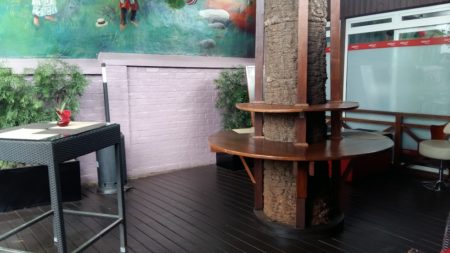 Dzama Cocktail Café, terrasse