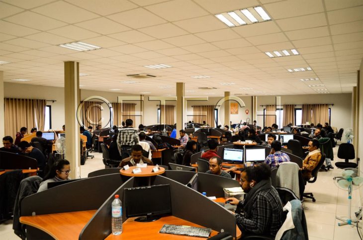Grande salle de travail eTech