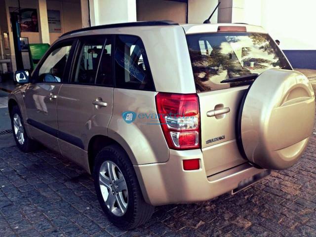 Voiture 4x4 à vendre sur Evarotra