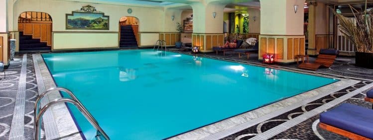 Hôtel Colbert, piscine
