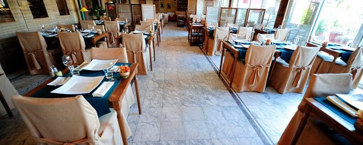 Hôtel Colbert, restauration