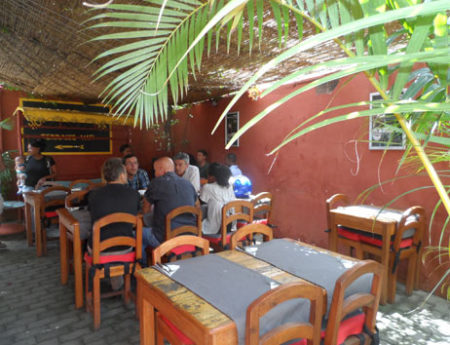Hôtel Restaurant des Artistes, terrasse