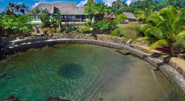 Piscine naturelle de l'hôtel Samaria