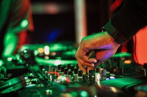 Kudéta, le night club branché de Tana