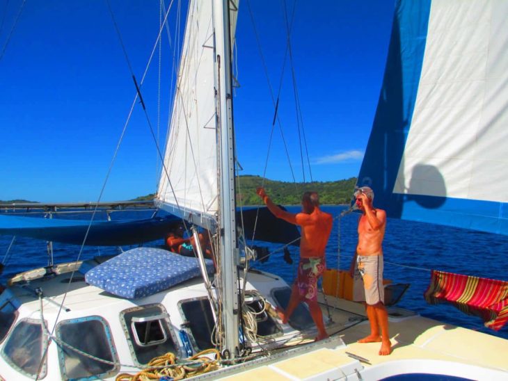 Menabe plongée Des bateaux modernes
